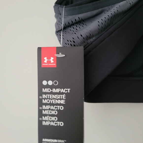 UNDER ARMOUR | Sports Bra - Picture 3 of 4